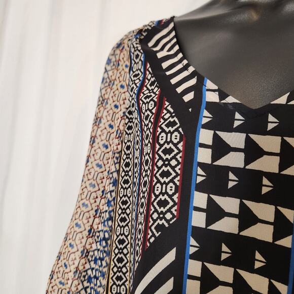 CHARLOTTE RUSSE Multi Geometric Split Sleeve Mini Dress Womens Extra Small XS - Picture 7 of 12